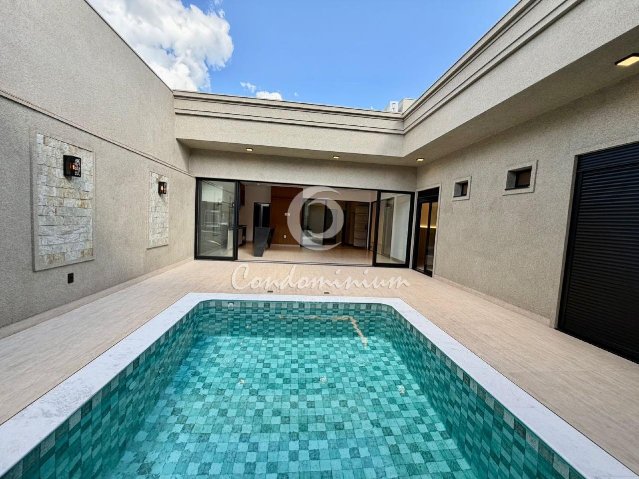 Casa de Condomínio com 3 quartos à venda, 240m² — foto 18 de 32