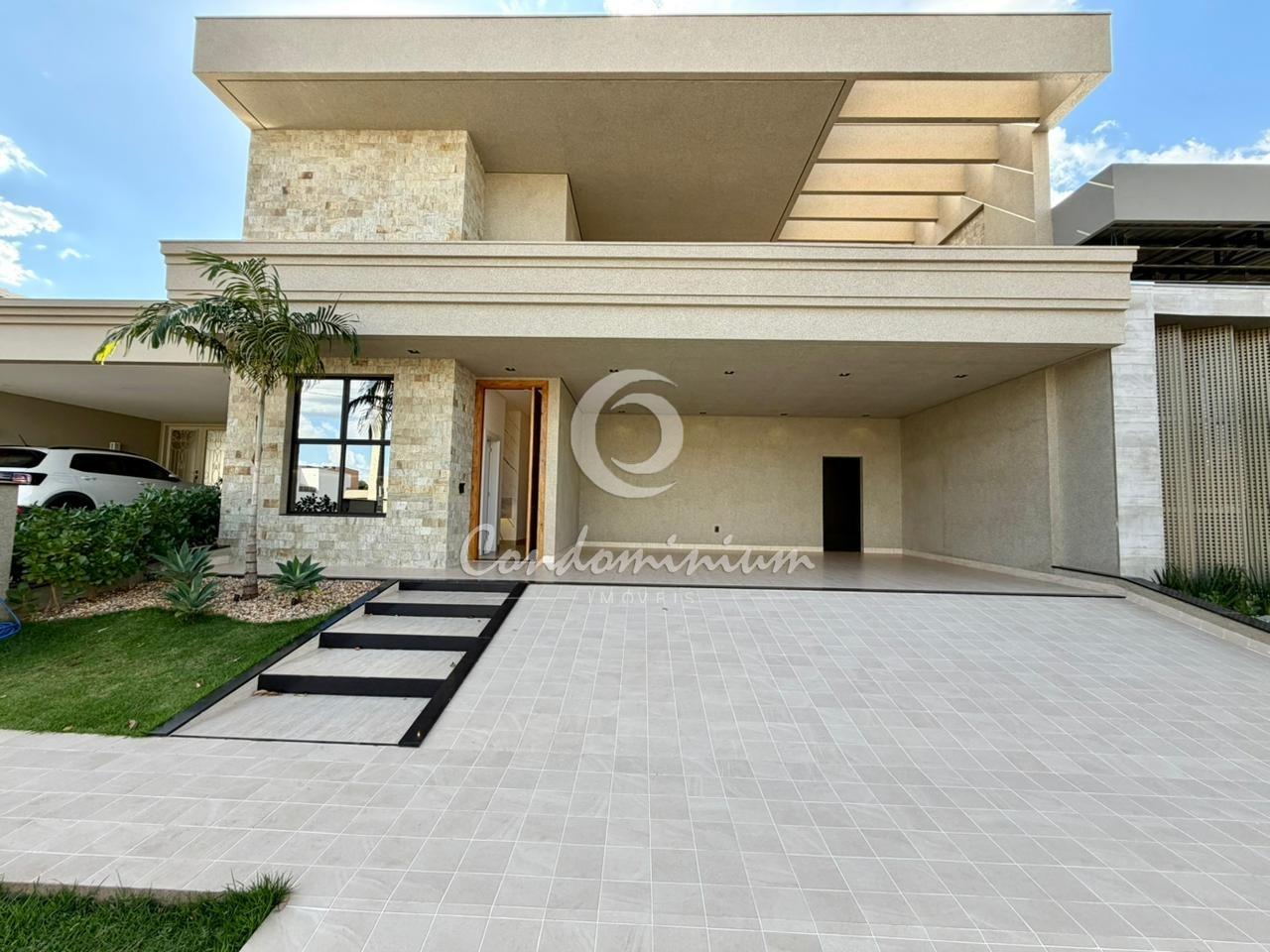 Casa de Condomínio com 3 quartos à venda, 240m² — foto 2 de 32