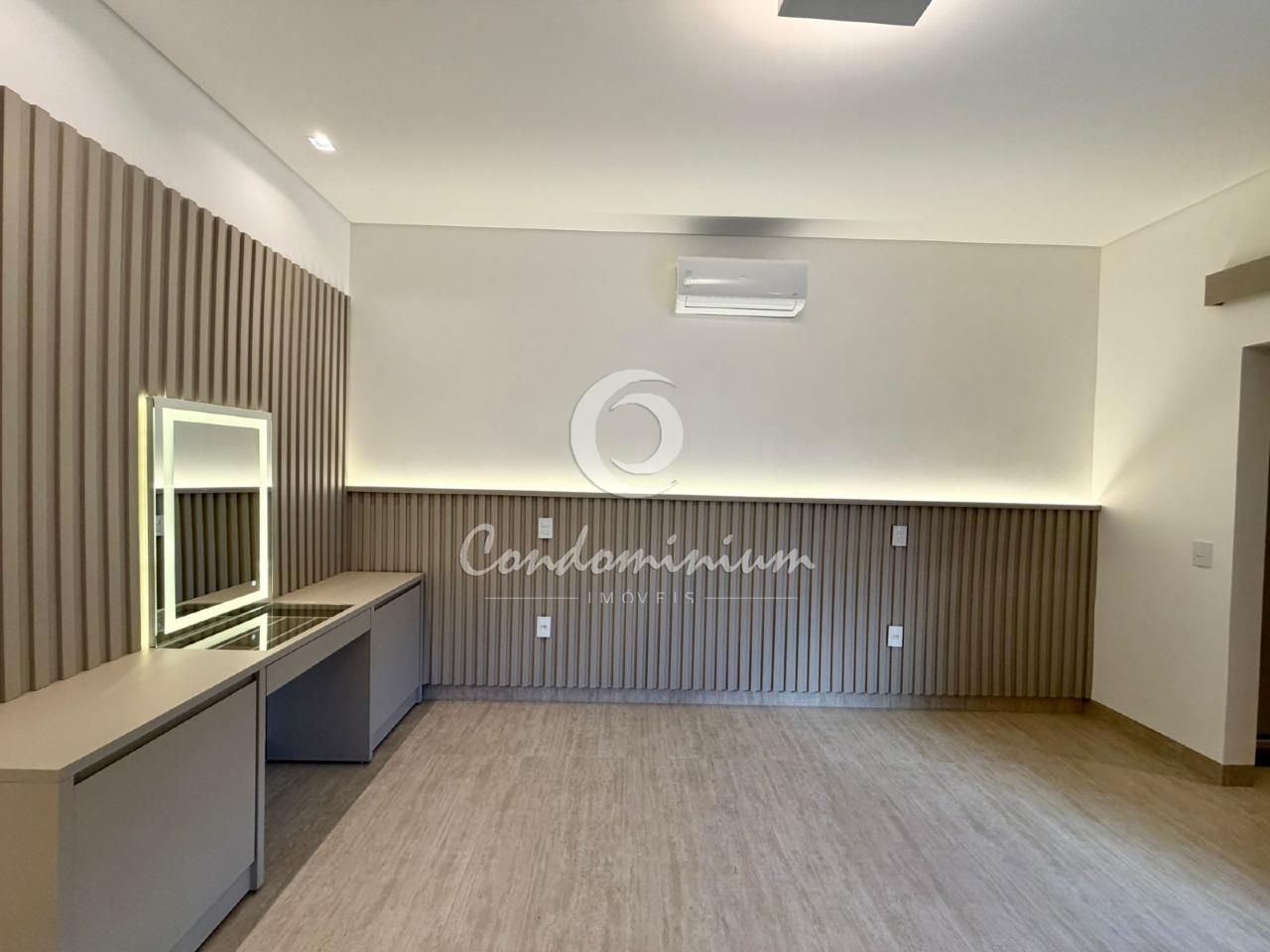 Casa de Condomínio com 3 quartos à venda, 240m² — foto 27 de 32