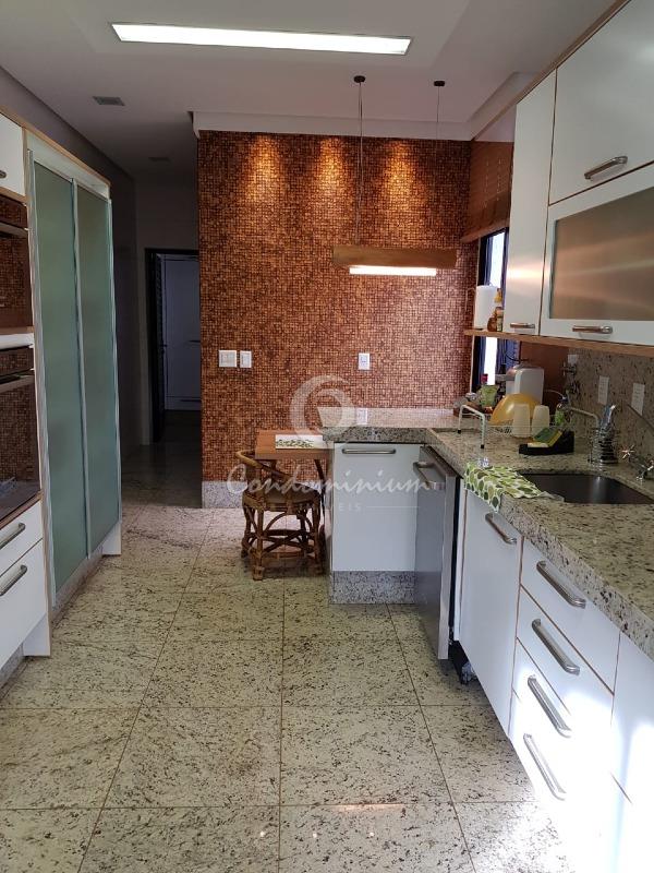 Casa de Condomínio com 4 quartos à venda, 560m² — foto 12 de 33