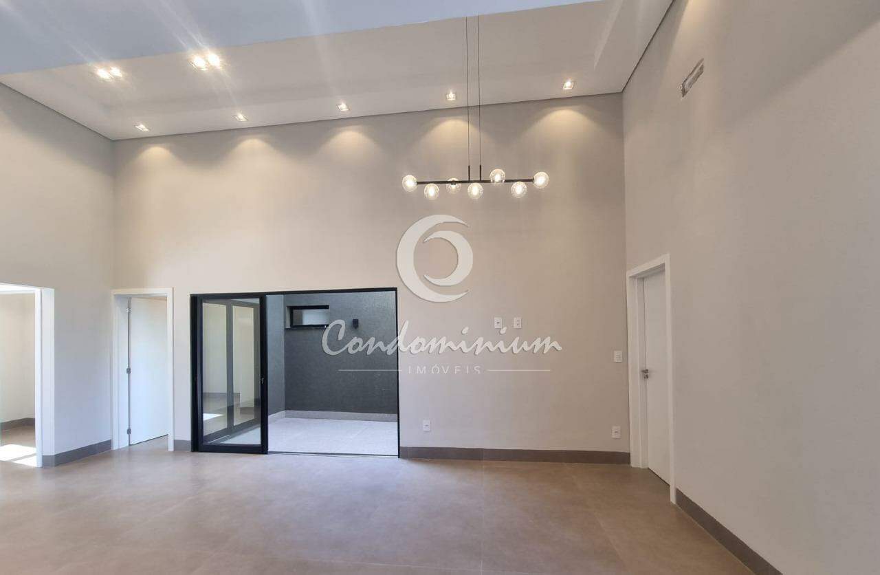 Casa de Condomínio com 3 quartos à venda, 184m² — foto 4 de 32