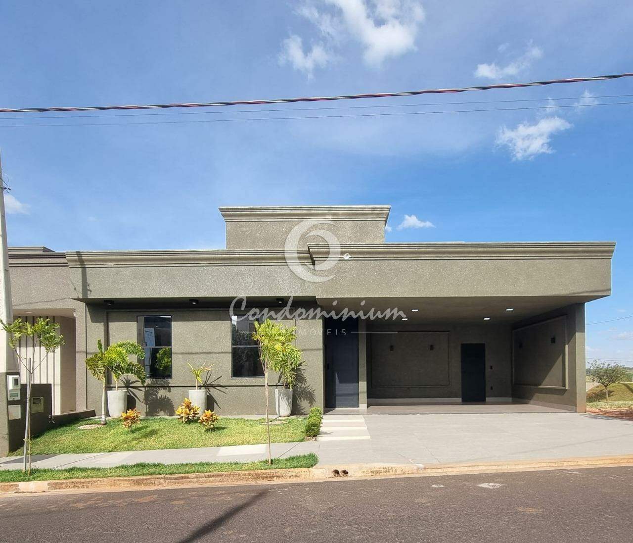 Casa de Condomínio com 3 quartos à venda, 184m² — foto 2 de 32