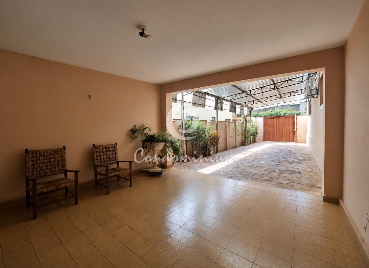 Casa com 3 quartos à venda, 250m² — foto 9 de 19