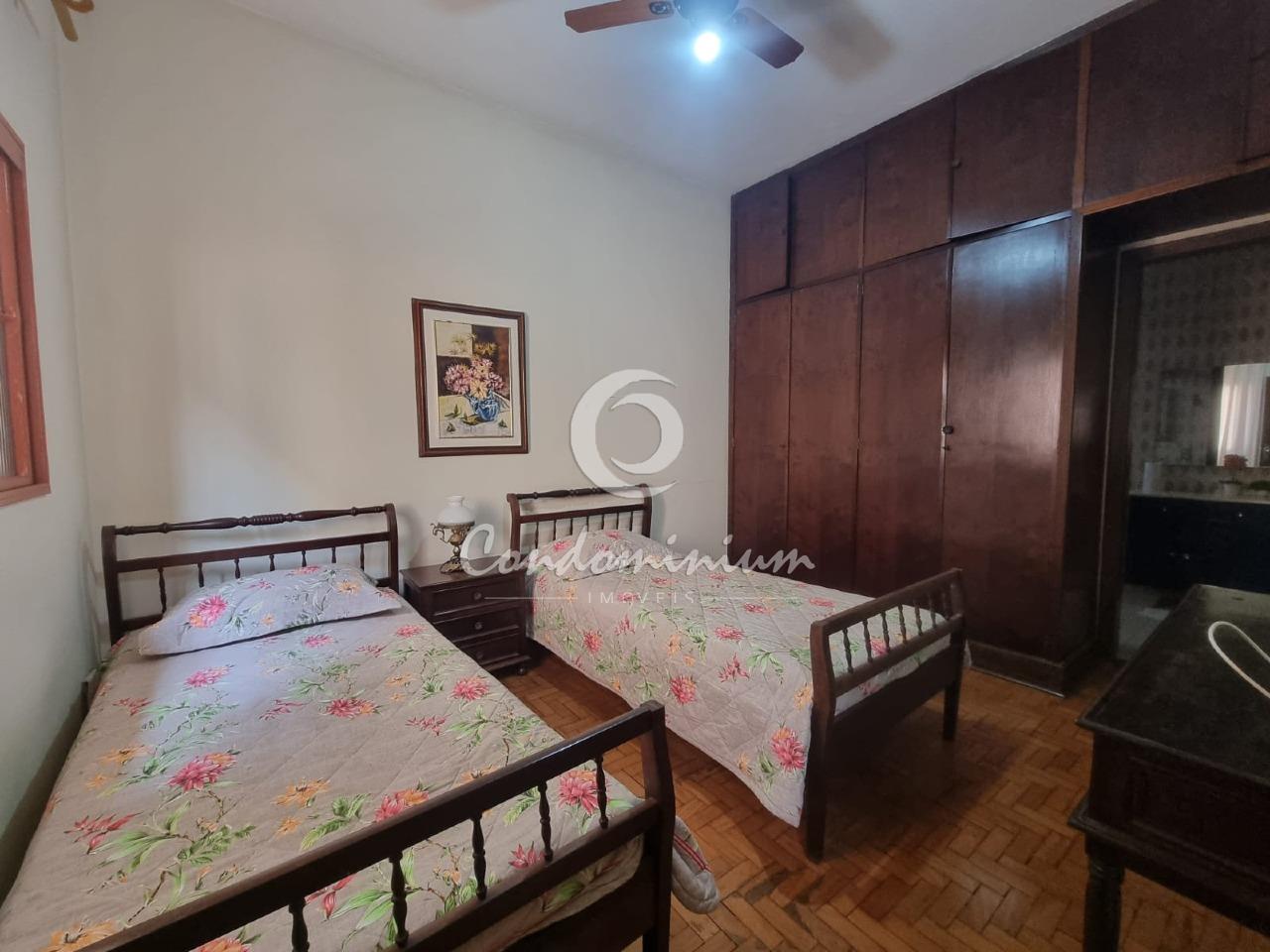 Casa com 3 quartos à venda, 250m² — foto 17 de 19