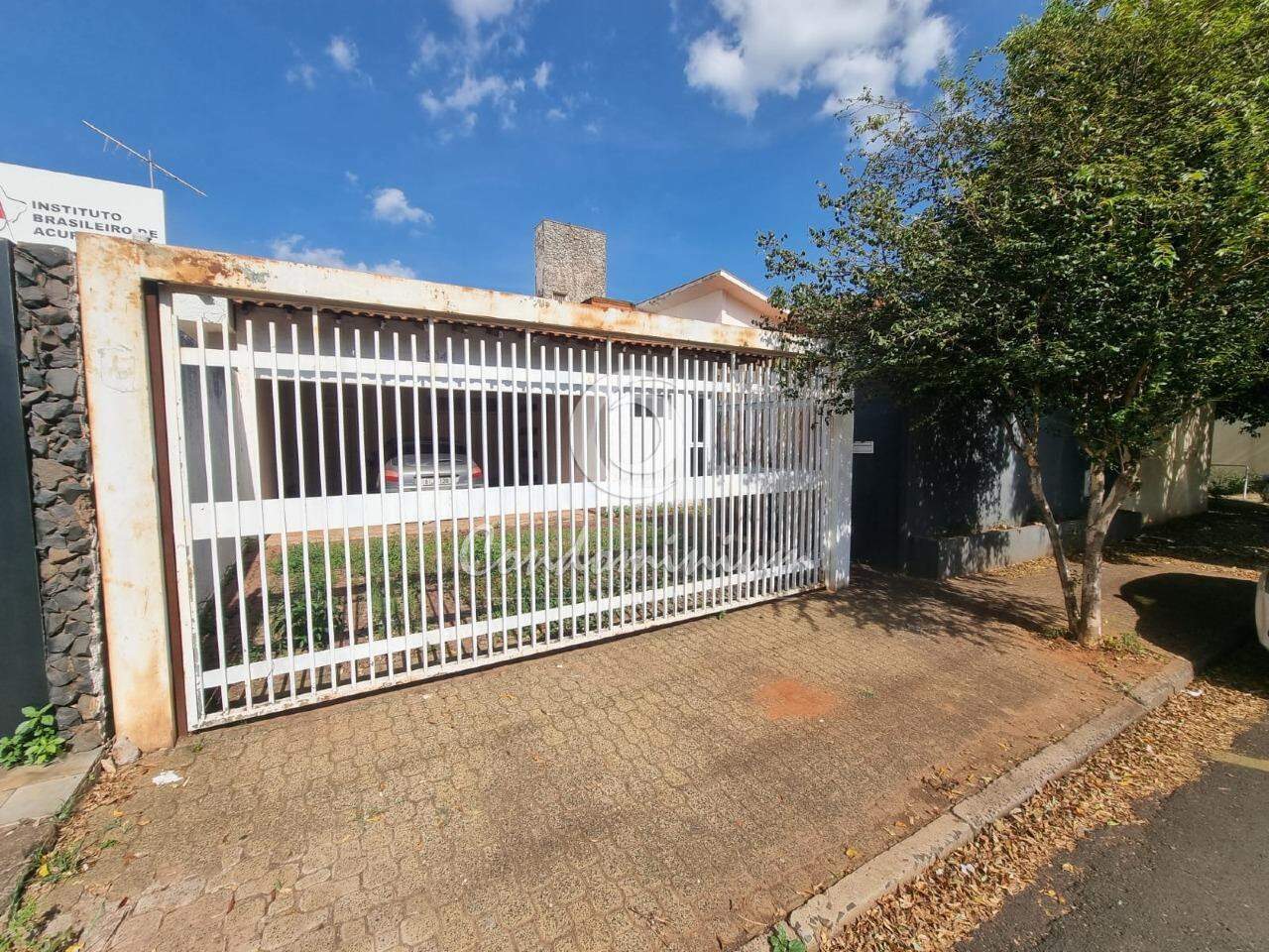 Imóvel Comercial com 3 quartos à venda, 426m² — foto 1 de 27