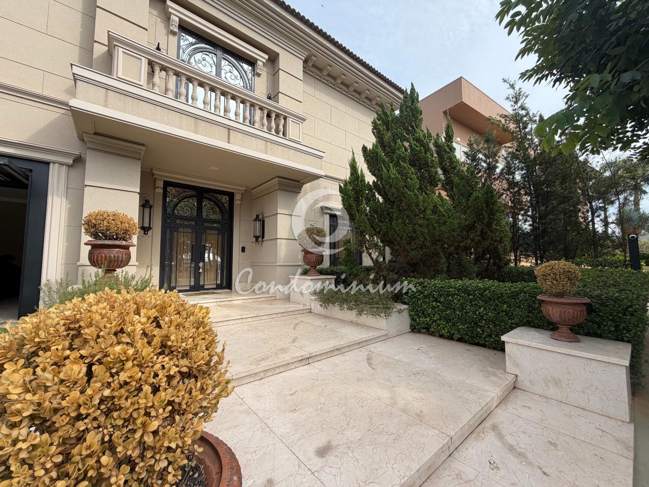 Casa de Condomínio com 4 quartos à venda, 440m² — foto 2 de 55