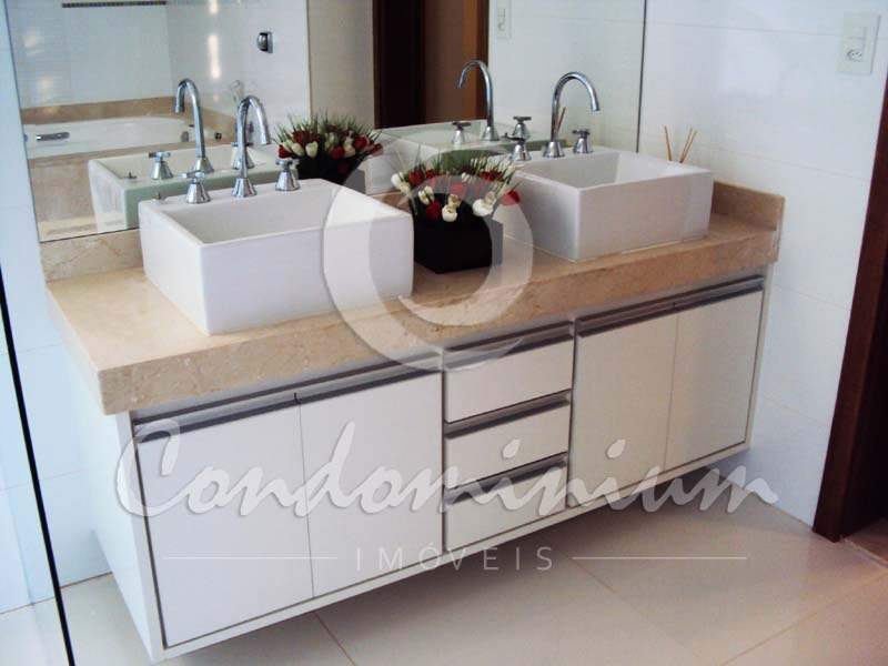 Casa de Condomínio com 4 quartos à venda, 388m² — foto 4 de 57