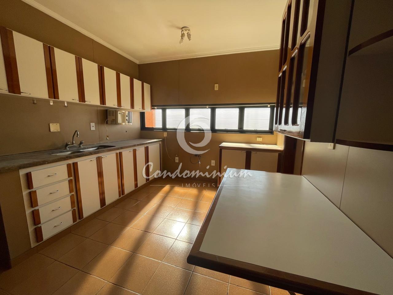 Apartamento com 3 quartos à venda, 145m² — foto 16 de 24