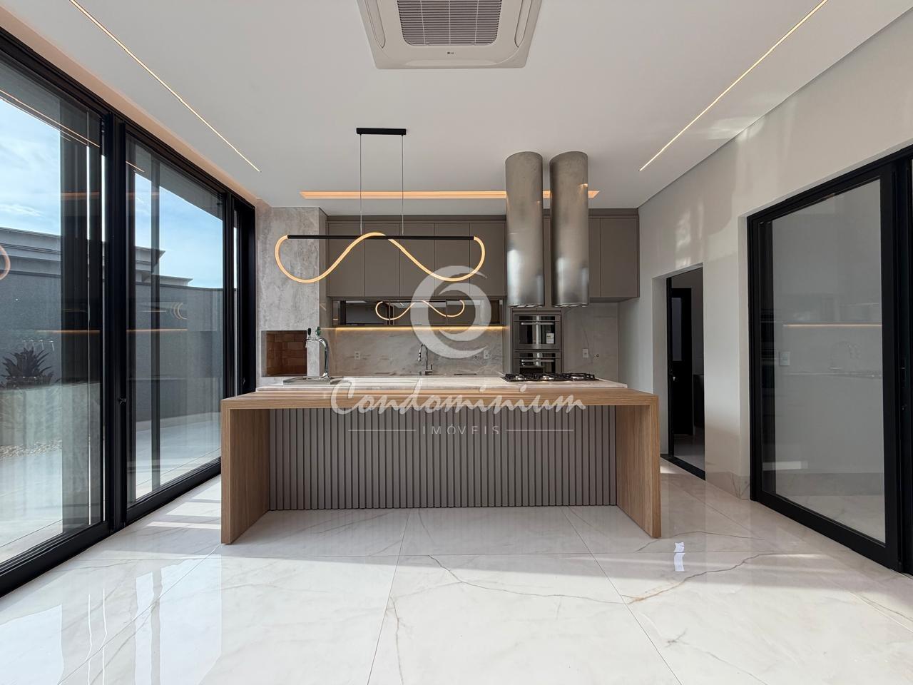 Casa de Condomínio com 4 quartos à venda, 300m² — foto 5 de 49