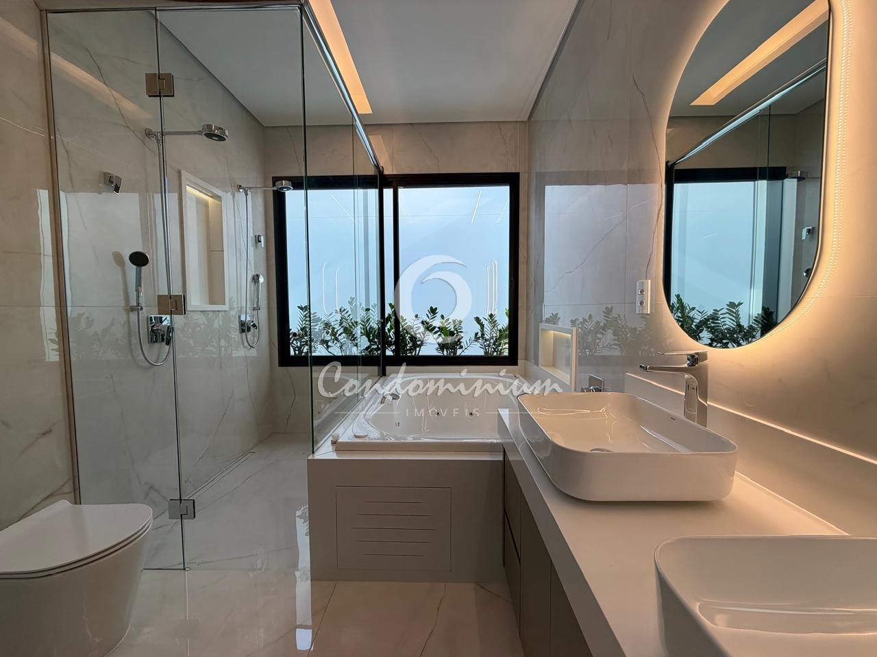 Casa de Condomínio com 4 quartos à venda, 300m² — foto 21 de 49