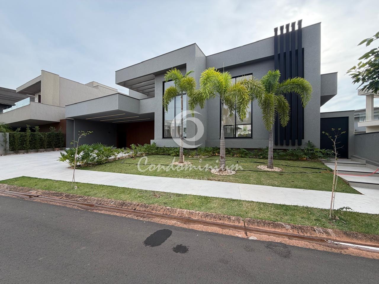 Casa de Condomínio com 4 quartos à venda, 300m² — foto 2 de 49