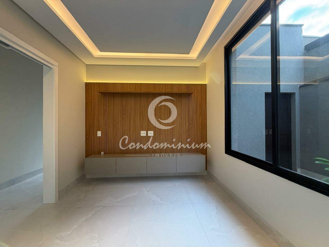 Casa de Condomínio  à venda, 230m² — foto 13 de 37