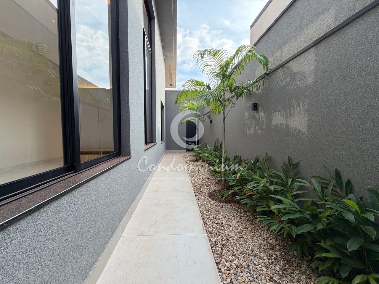 Casa de Condomínio  à venda, 230m² — foto 21 de 37