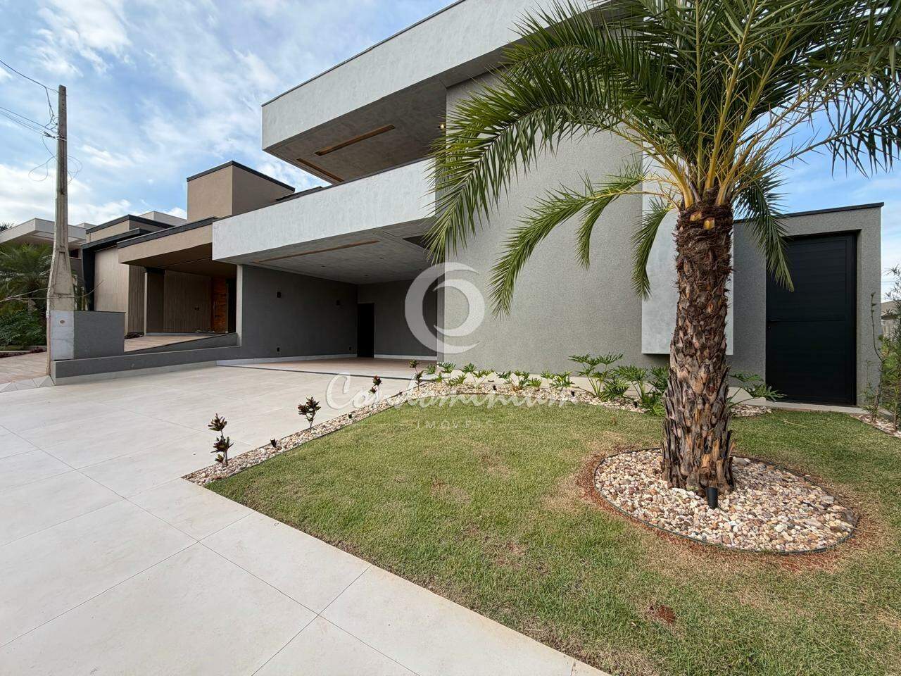 Casa de Condomínio  à venda, 230m² — foto 3 de 37