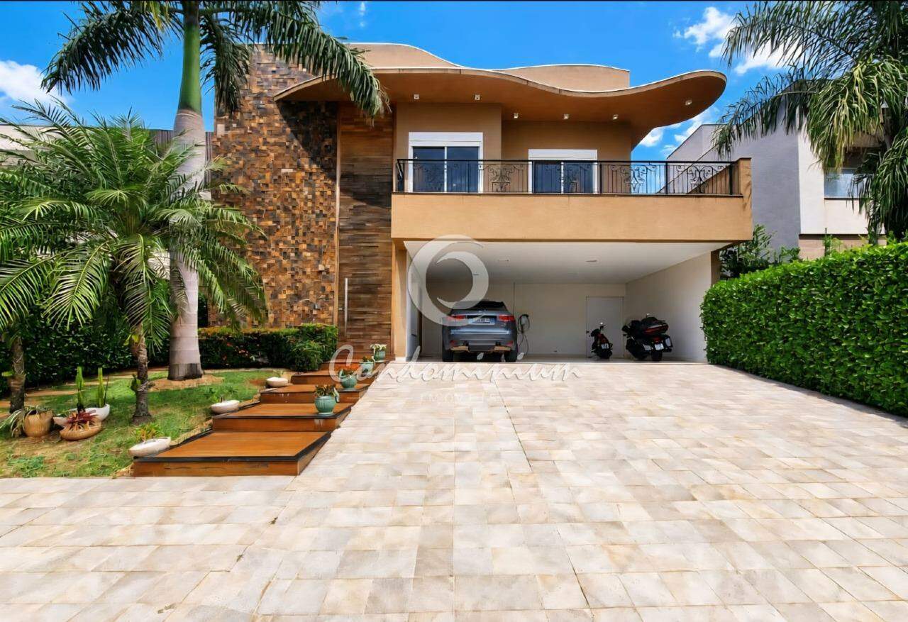 Casa de Condomínio com 4 quartos à venda, 440m² — foto 1 de 29