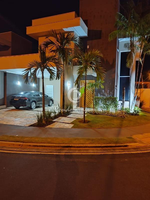 Casa de Condomínio com 3 quartos à venda, 217m² — foto 1 de 16