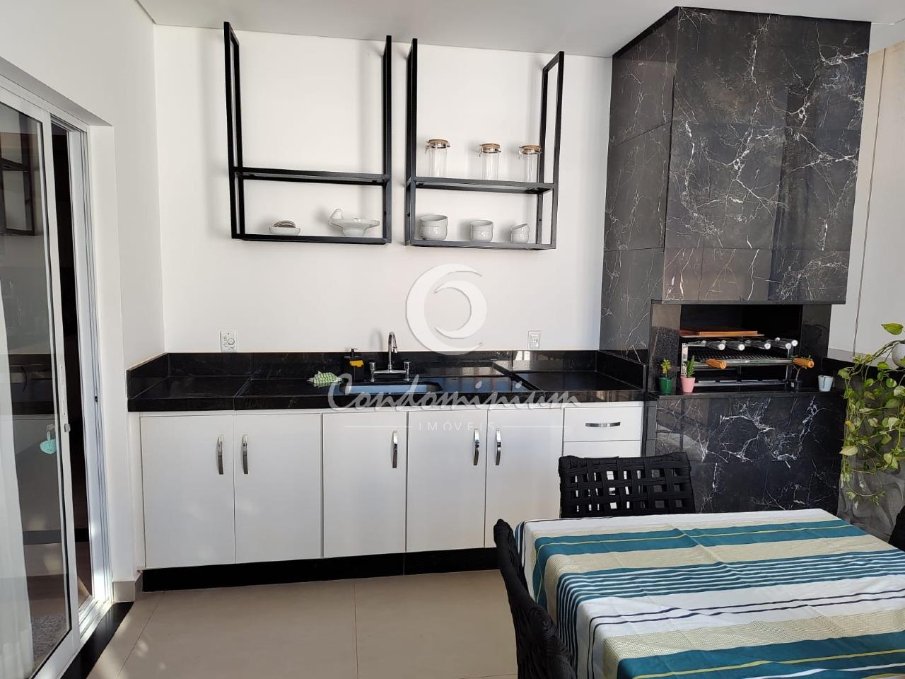Casa de Condomínio com 3 quartos à venda, 217m² — foto 8 de 16