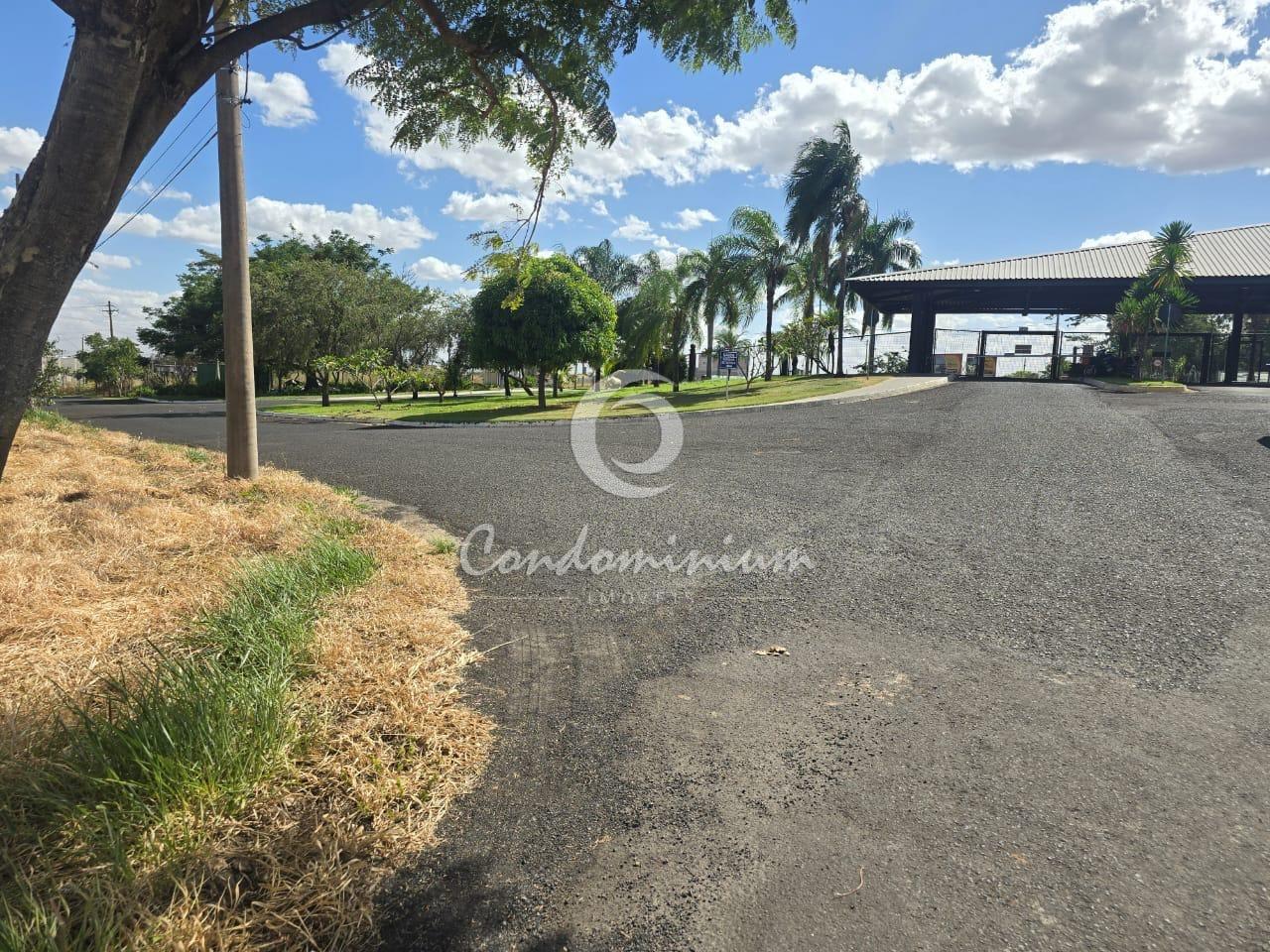 Terreno / Lote / Condomínio  à venda, 5000m² — foto 1 de 12