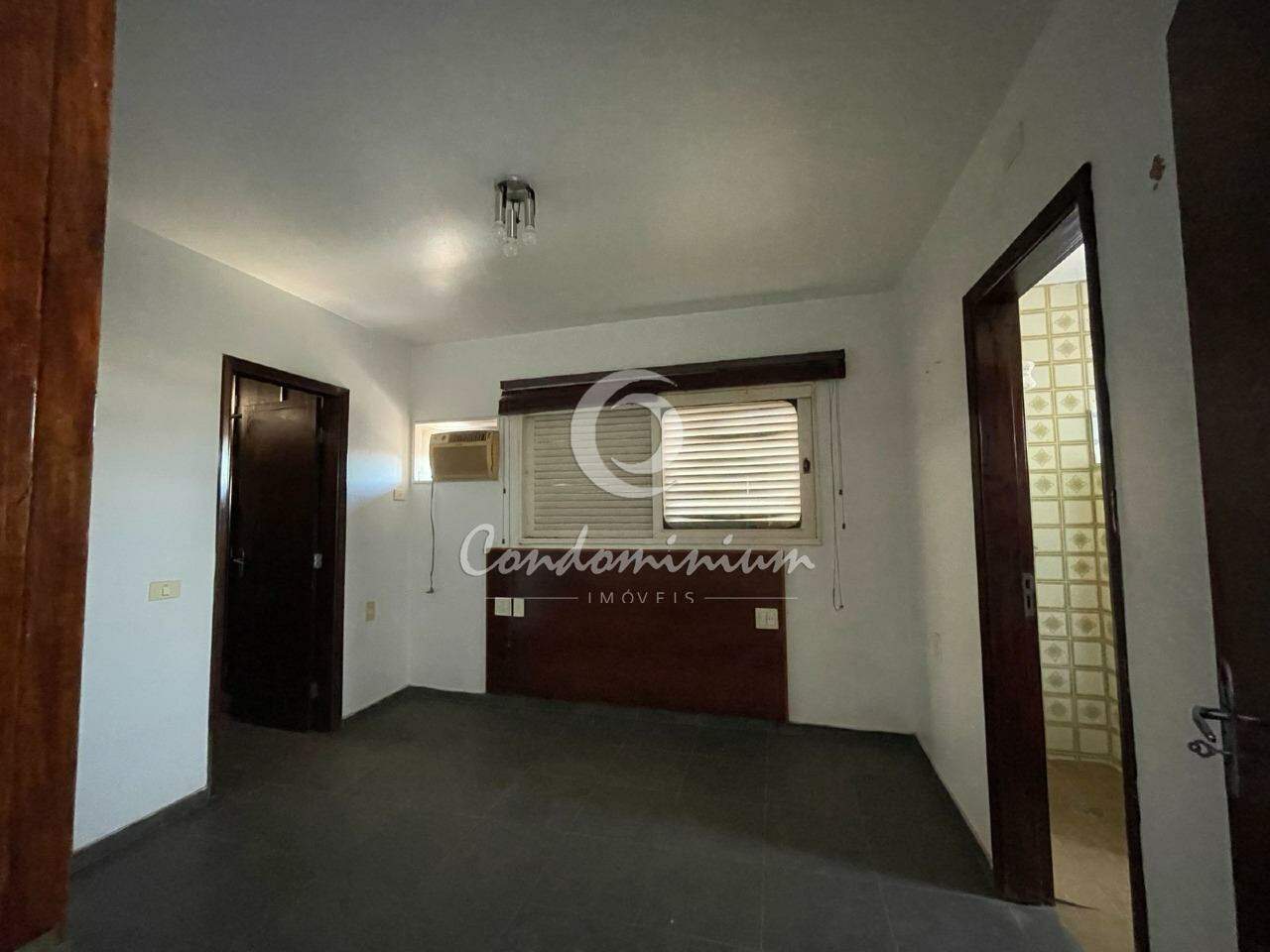Casa com 3 quartos à venda, 253m² — foto 16 de 26