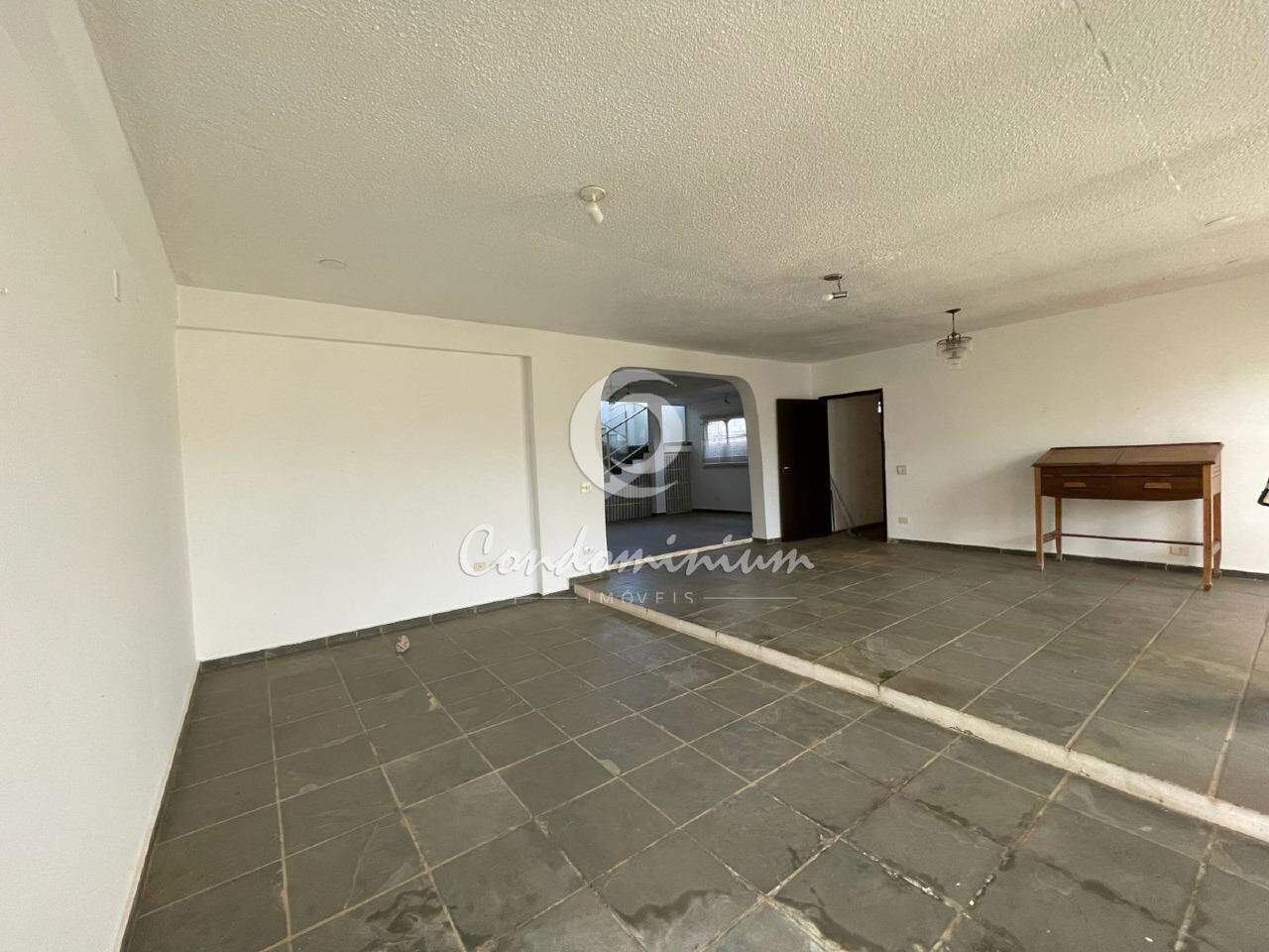 Casa com 3 quartos à venda, 253m² — foto 4 de 26