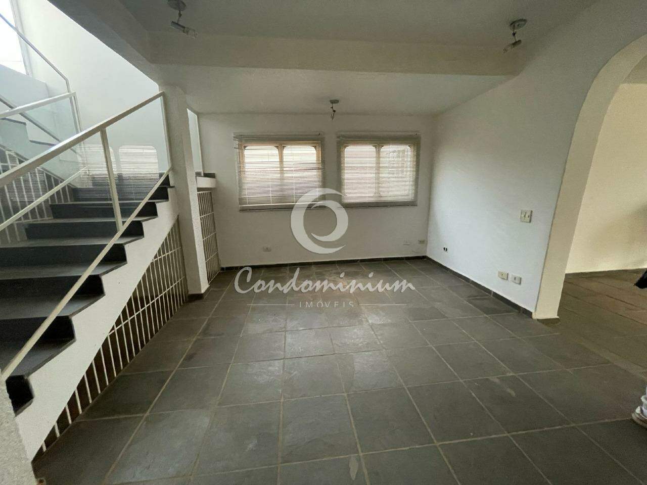 Casa com 3 quartos à venda, 253m² — foto 8 de 26