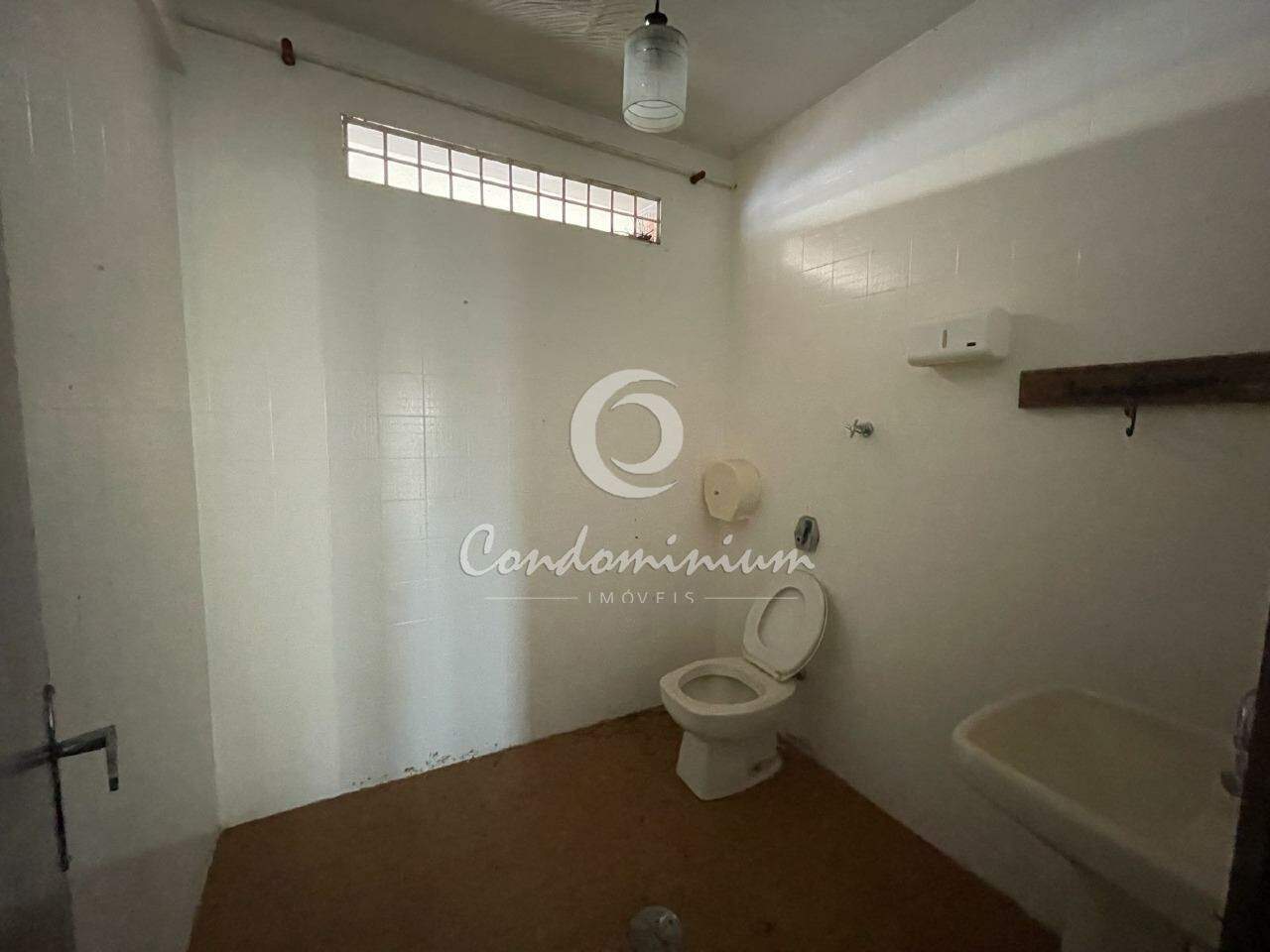 Casa com 3 quartos à venda, 253m² — foto 14 de 26