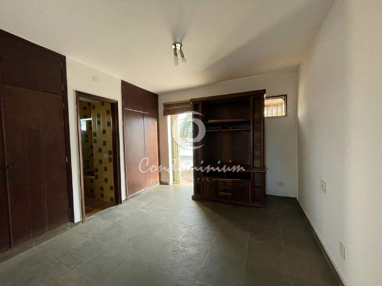 Casa com 3 quartos à venda, 253m² — foto 21 de 26
