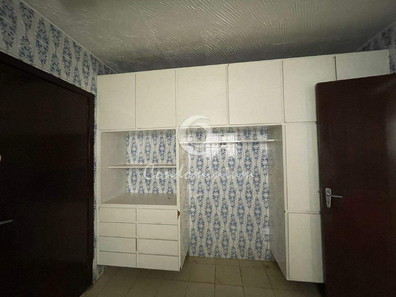 Casa com 3 quartos à venda, 253m² — foto 10 de 26