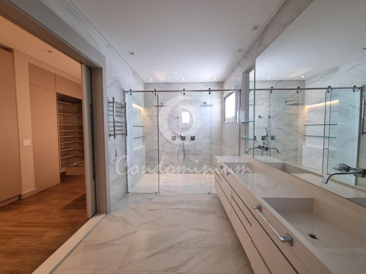 Casa de Condomínio com 4 quartos para aluguel, 754m² — foto 23 de 42