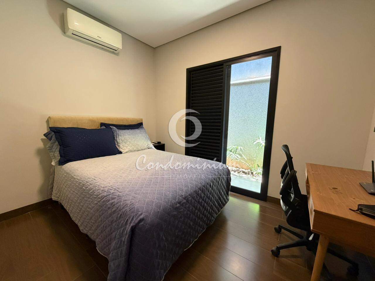 Casa de Condomínio com 4 quartos à venda, 208m² — foto 19 de 41