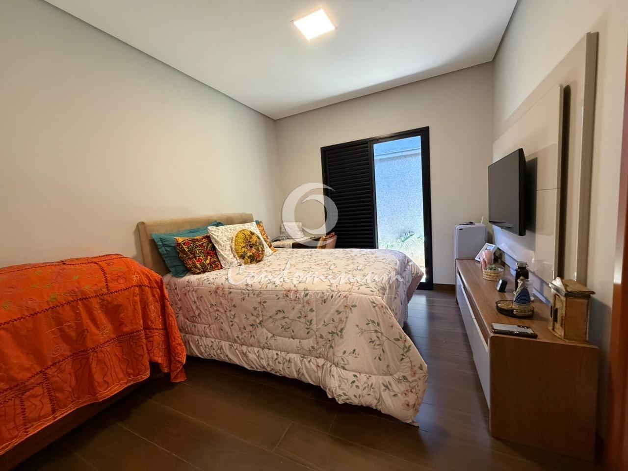 Casa de Condomínio com 4 quartos à venda, 208m² — foto 20 de 41