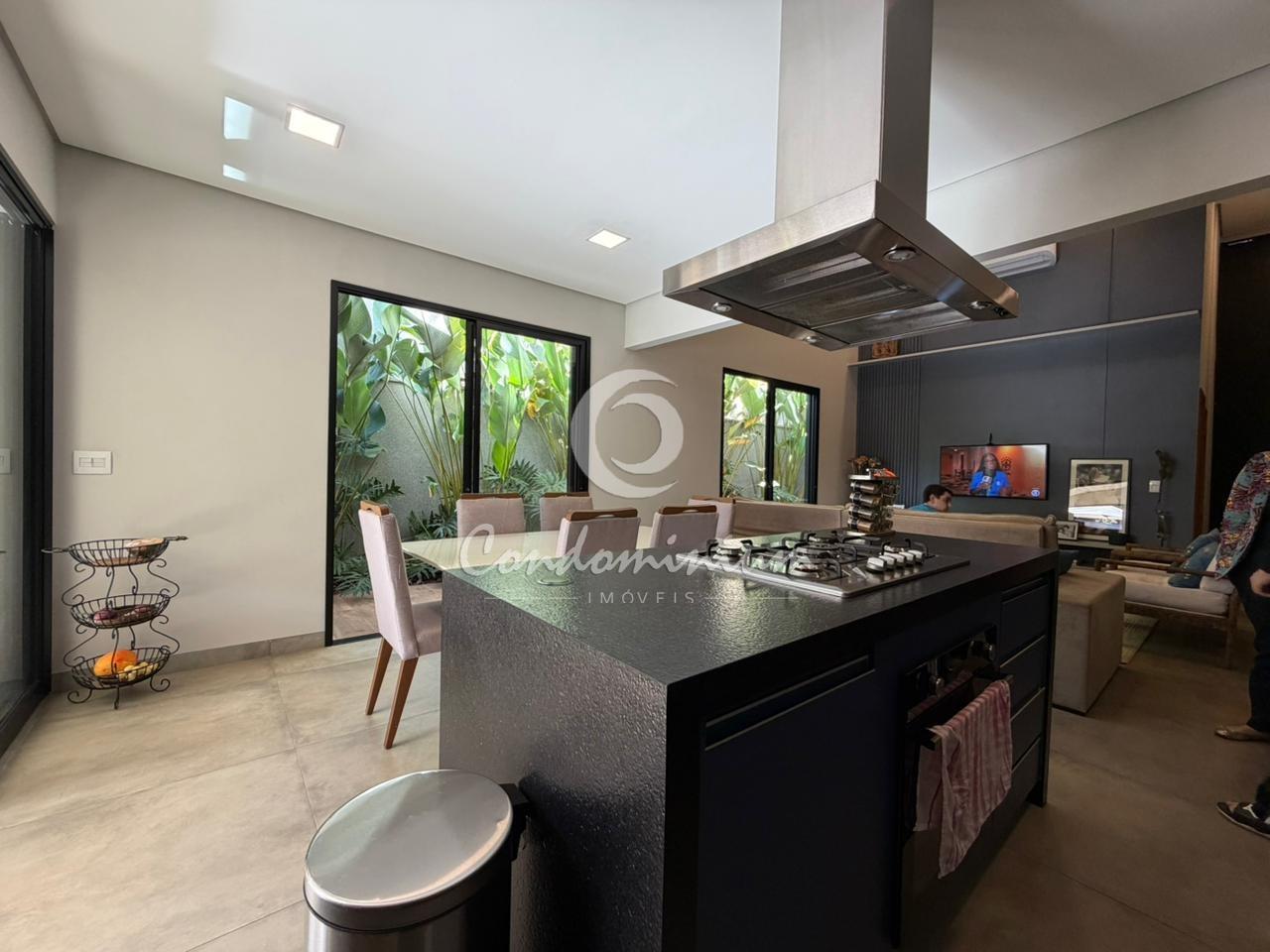 Casa de Condomínio com 4 quartos à venda, 208m² — foto 6 de 41