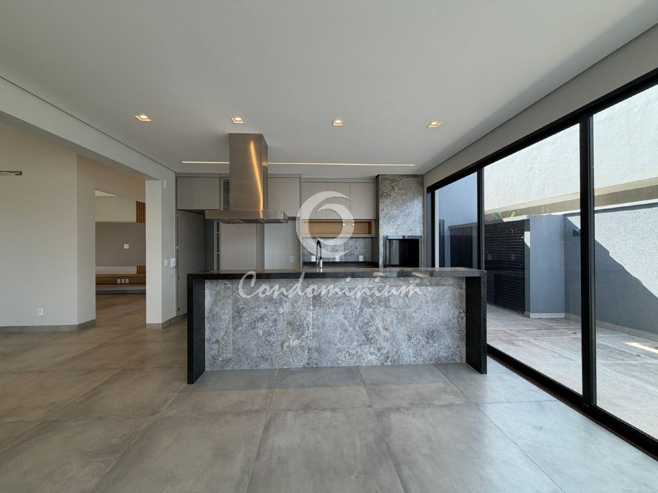 Casa de Condomínio com 3 quartos à venda, 240m² — foto 12 de 37