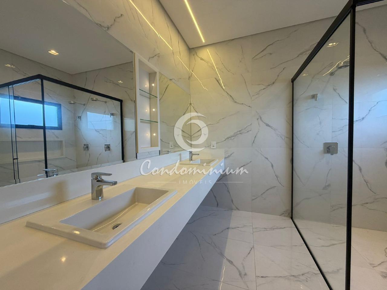 Casa de Condomínio com 3 quartos à venda, 240m² — foto 25 de 37
