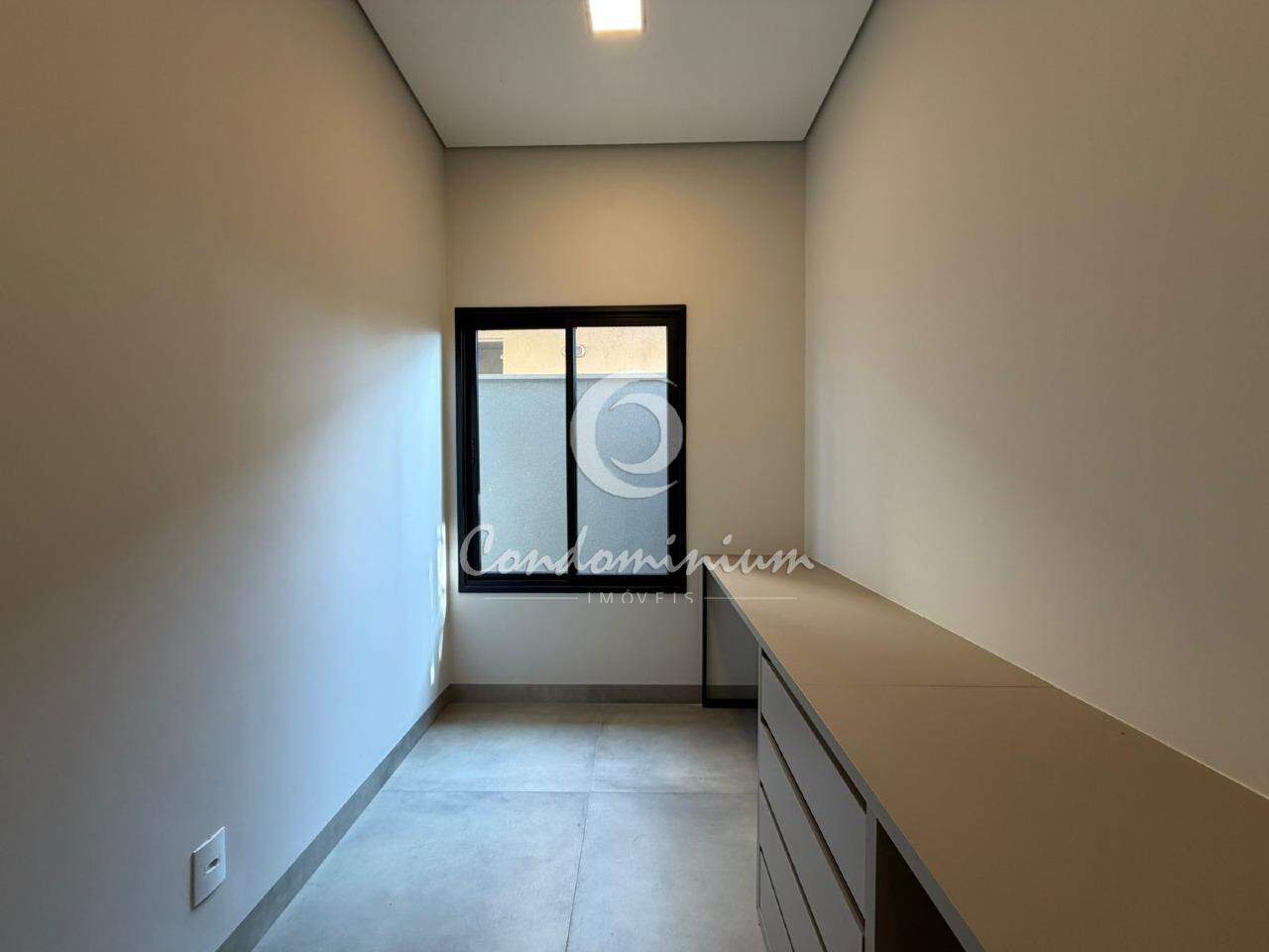 Casa de Condomínio com 3 quartos à venda, 240m² — foto 30 de 37