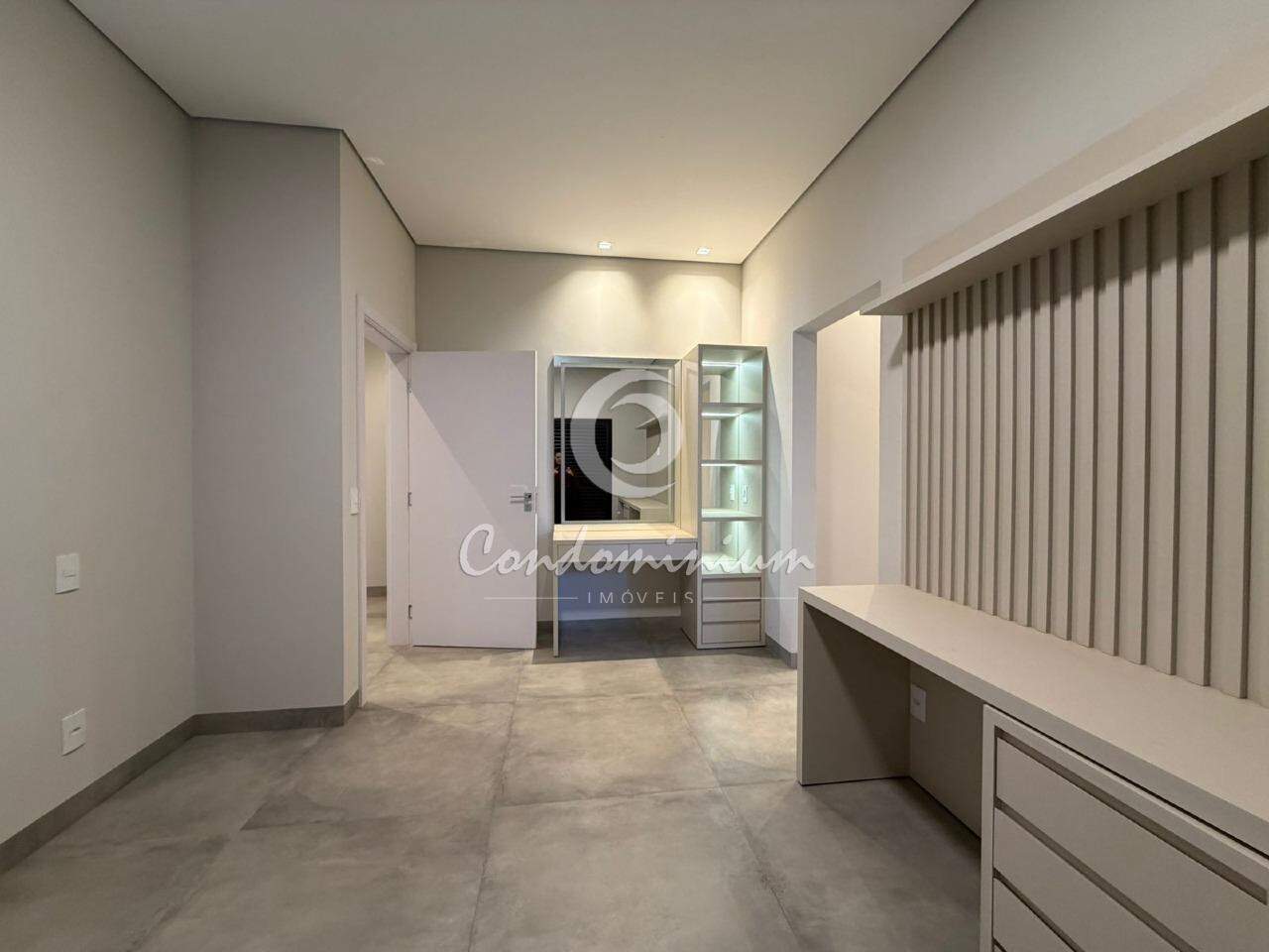 Casa de Condomínio com 3 quartos à venda, 240m² — foto 27 de 37