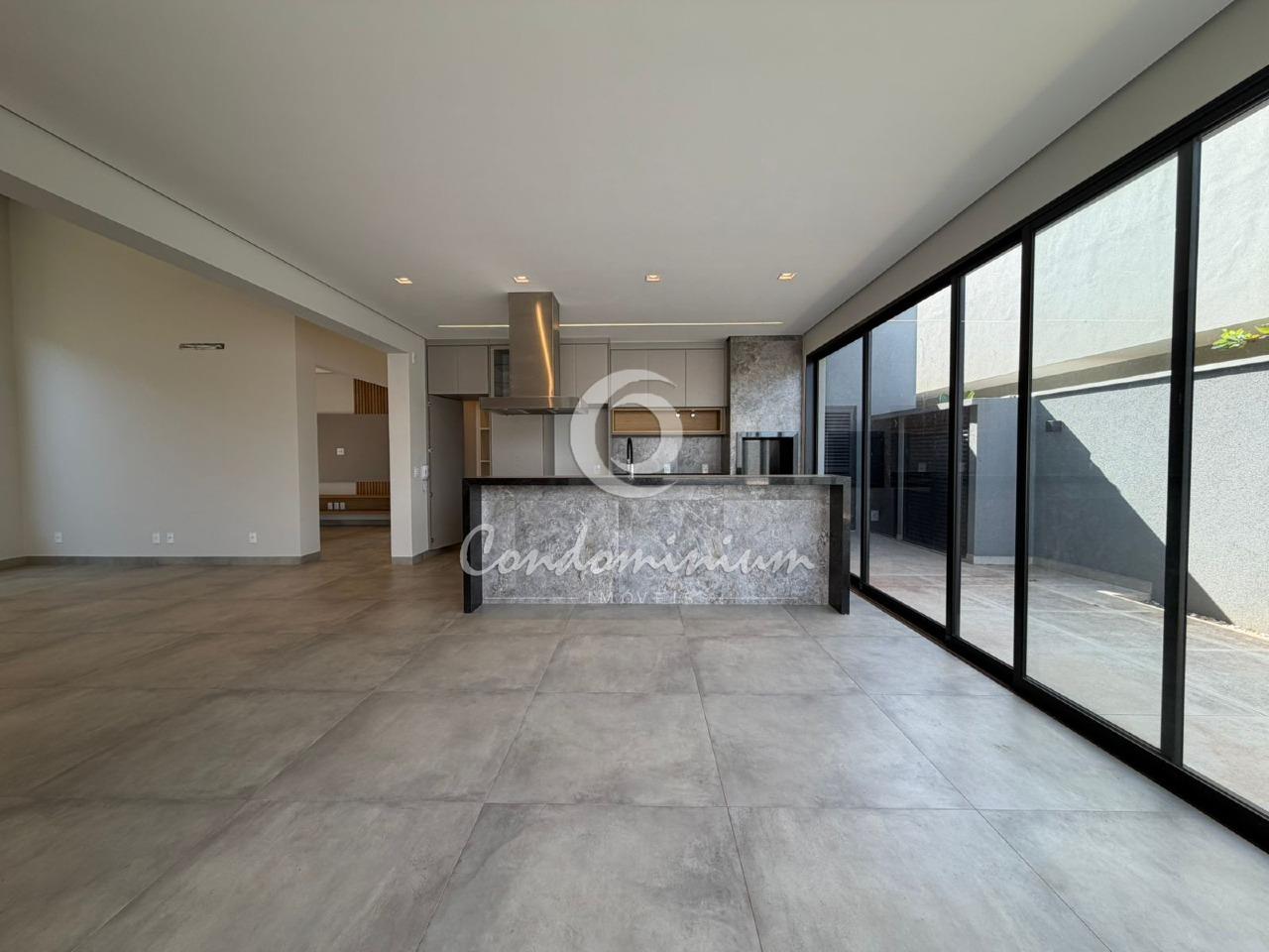 Casa de Condomínio com 3 quartos à venda, 240m² — foto 14 de 37