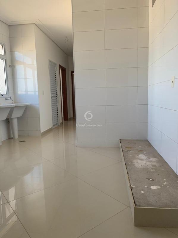 Apartamento com 4 quartos para aluguel, 362m² — foto 20 de 30