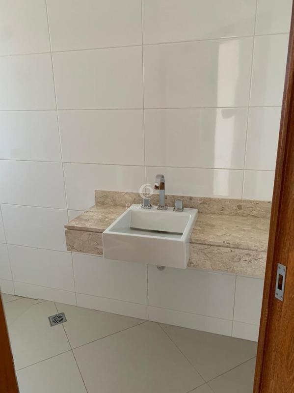 Apartamento com 4 quartos para aluguel, 362m² — foto 24 de 30