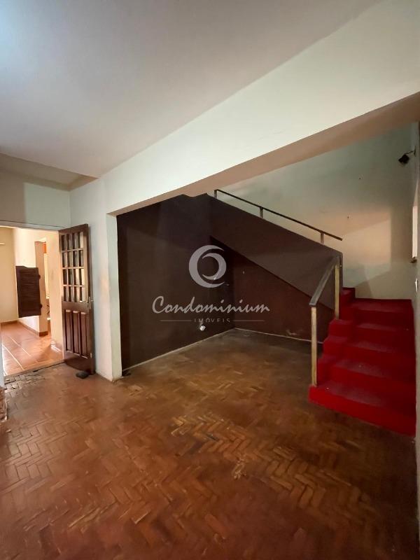 Sobrado com 3 quartos para aluguel, 228m² — foto 8 de 21