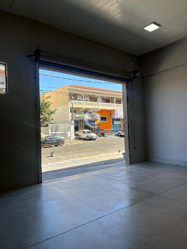 Loja / Salão / Ponto Comercial  para aluguel, 500m² — foto 3 de 10
