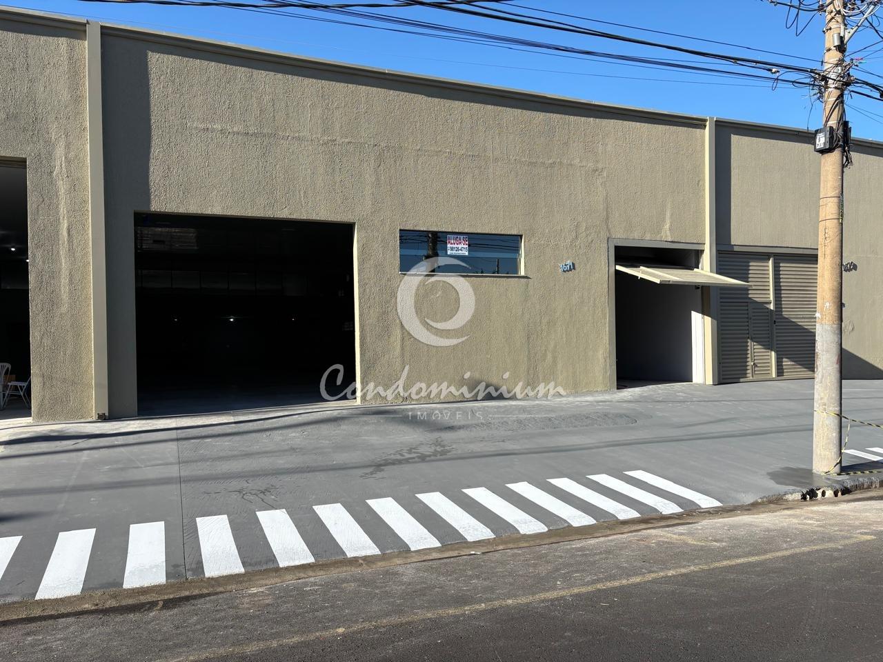 Loja / Salão / Ponto Comercial  para aluguel, 500m² — foto 2 de 10