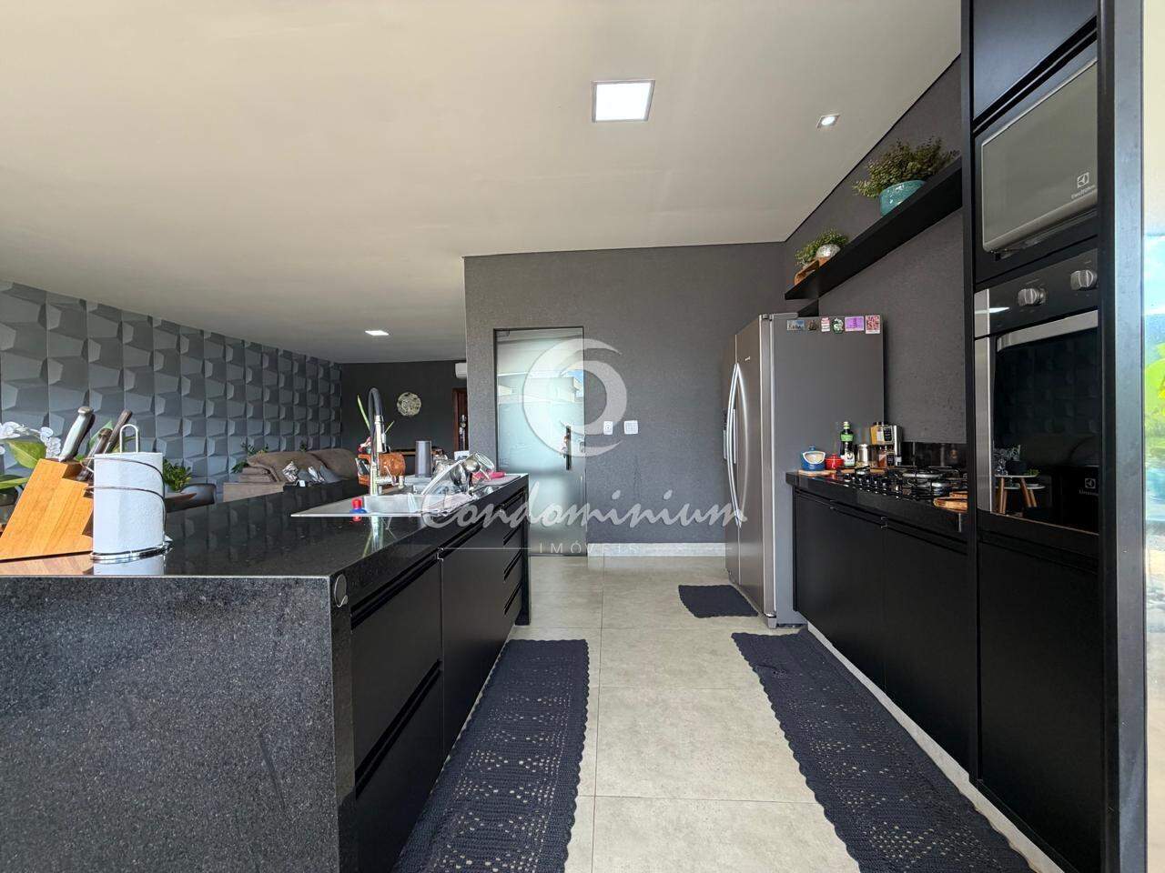 Casa de Condomínio com 4 quartos à venda, 260m² — foto 9 de 45