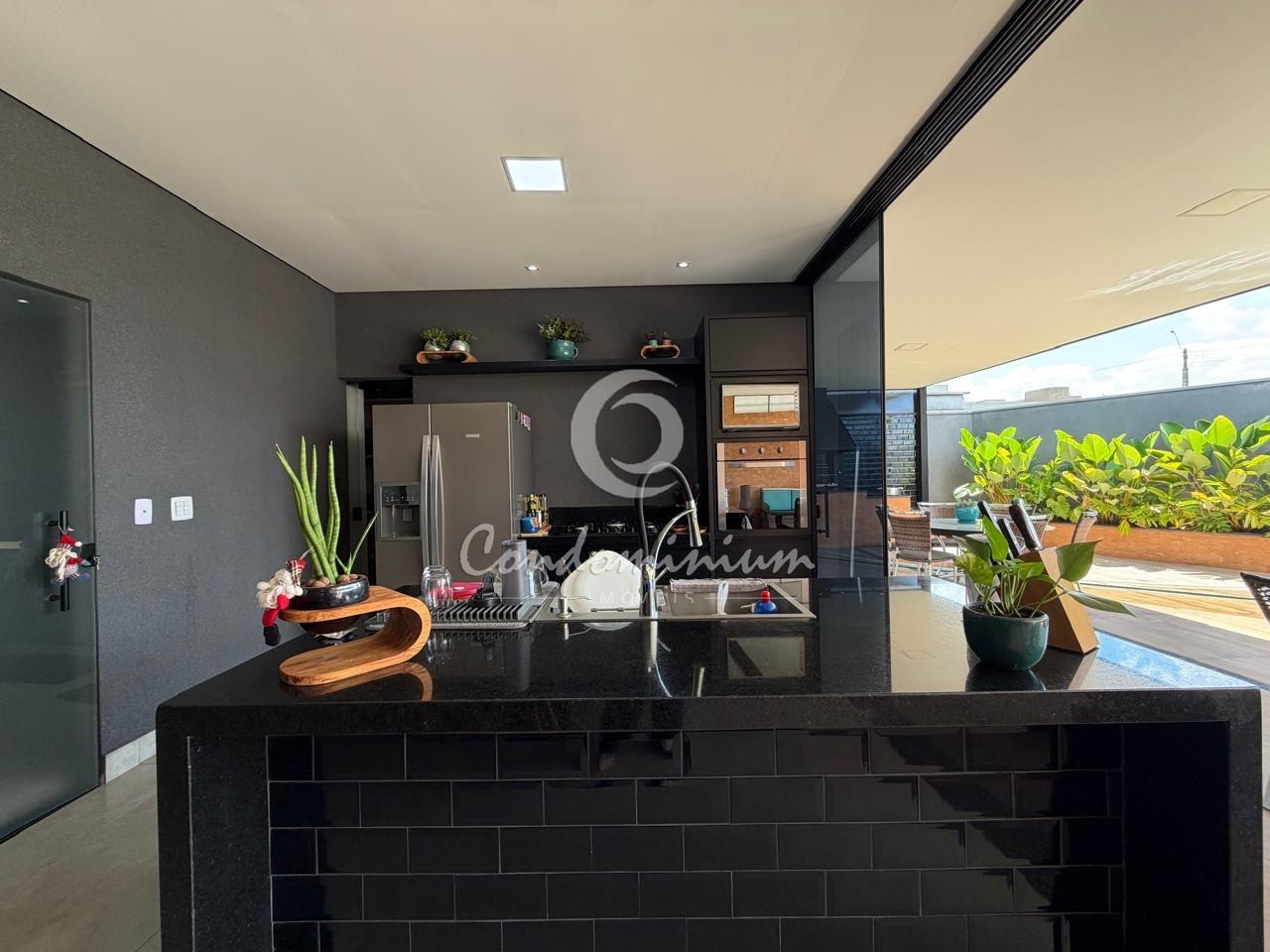 Casa de Condomínio com 4 quartos à venda, 260m² — foto 10 de 45