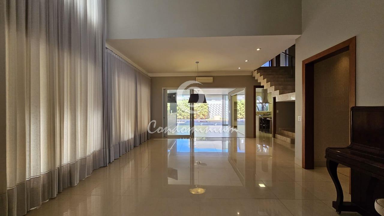 Casa de Condomínio com 3 quartos à venda, 400m² — foto 3 de 29