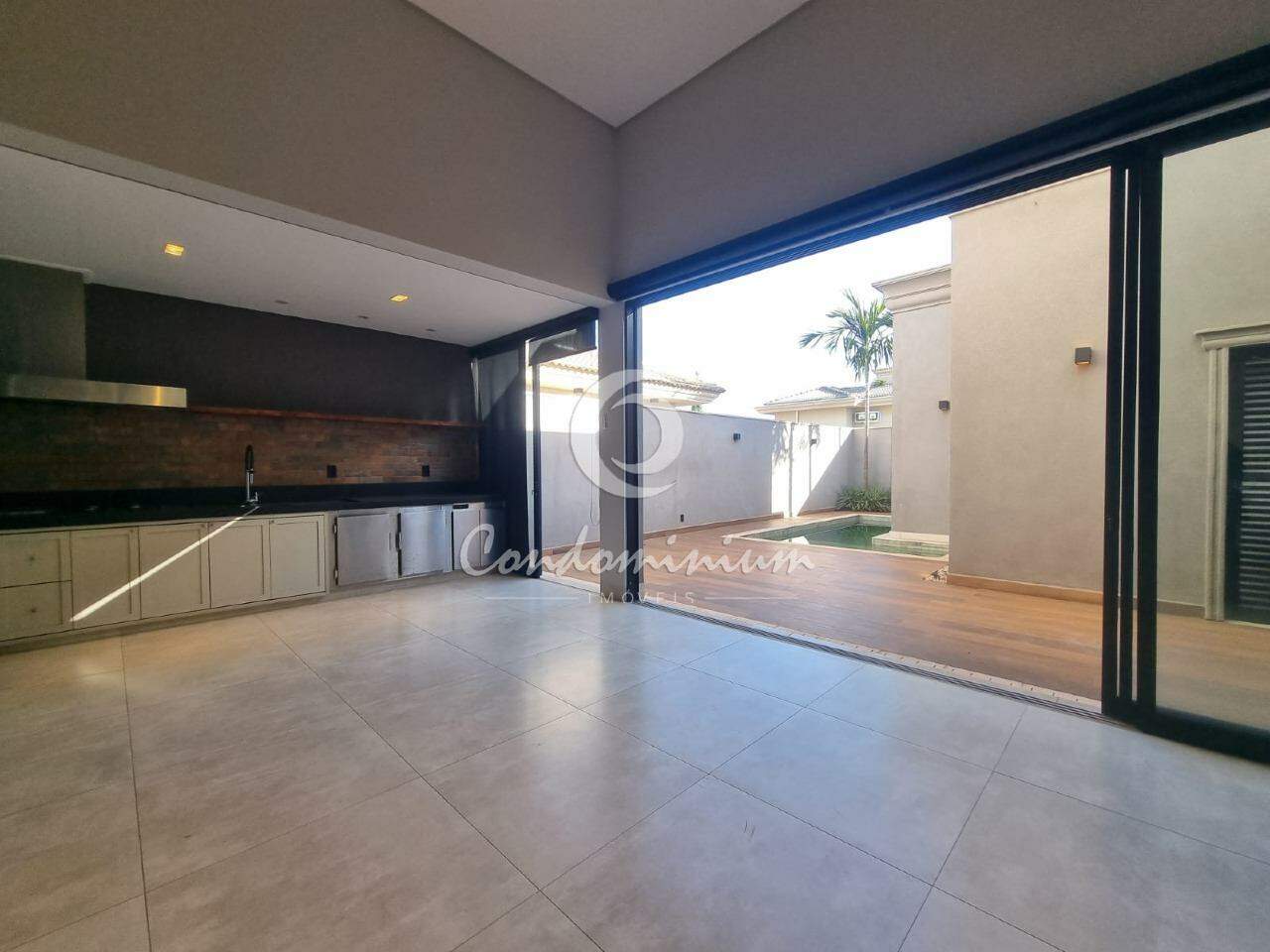 Casa de Condomínio com 4 quartos à venda, 316m² — foto 21 de 37