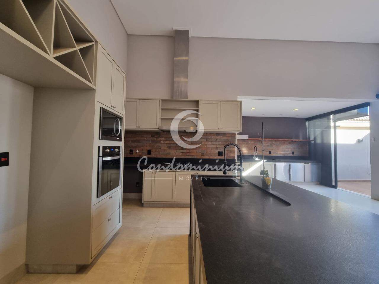 Casa de Condomínio com 4 quartos à venda, 316m² — foto 19 de 37