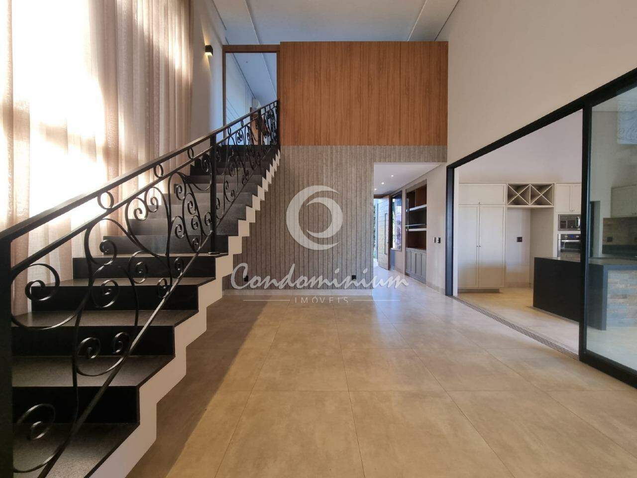 Casa de Condomínio com 4 quartos à venda, 316m² — foto 10 de 37
