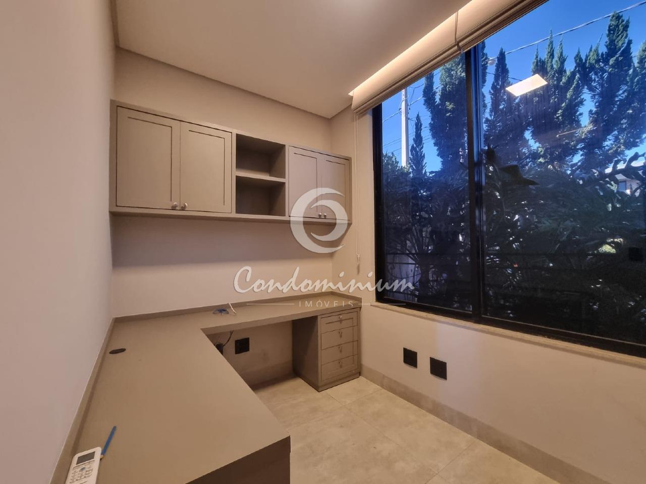 Casa de Condomínio com 4 quartos para aluguel, 316m² — foto 7 de 37