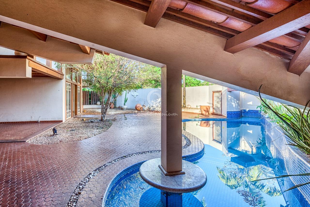 Casa de Condomínio com 3 quartos à venda, 550m² — foto 16 de 33